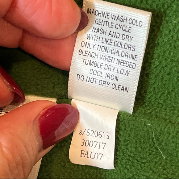 Old Navy GREEN Puffer Vest Full Zip Pockets Sleeveless Jacket RIBBED BAND NECK M - Picture 12 of 14